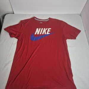 NIKE Swoosh Red Slim Fit Large T Shirt With Logo In Good Condition